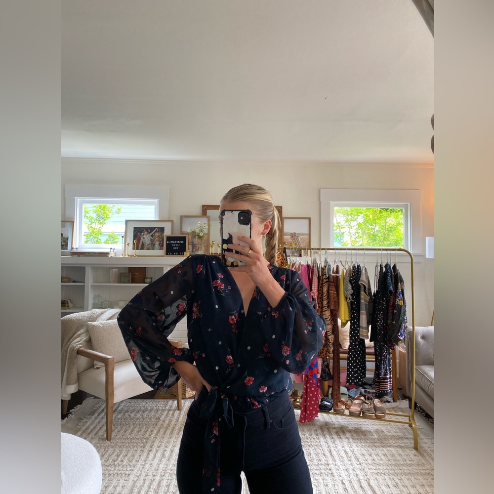 ASTR the label — JILL BODYSUIT — Black & floral dot — XS